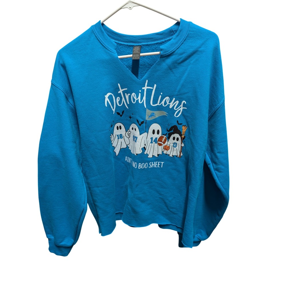 Detroit Lions Halloween Ghost Sweatshirt Blue Ain't No‎ Boo Sheet Cropped Medium